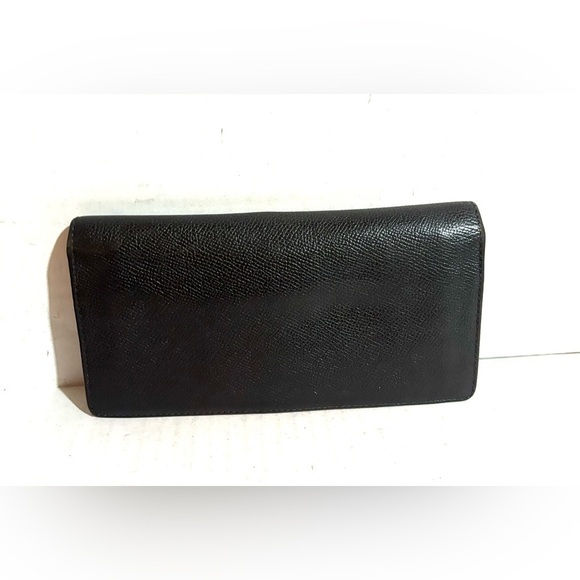Coach Handbags - Coach vintage Elegant Black Leather Wallet